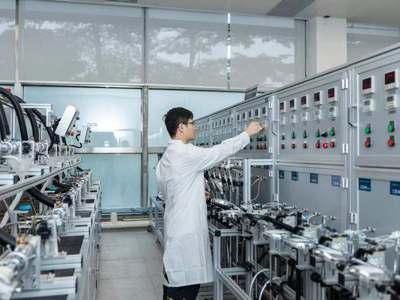 衛(wèi)浴產(chǎn)品檢測(cè)現(xiàn)場(chǎng)